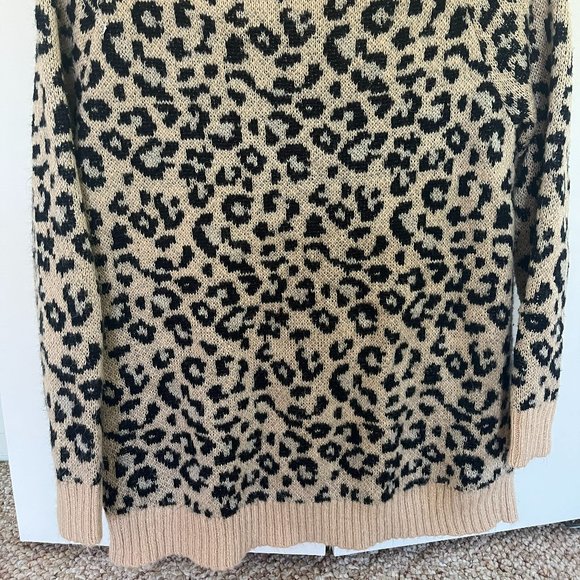 Cheetah Scoop Neck Sweater - Picture 2 of 2